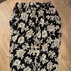 Brandy Melville Floral Flowy Pants